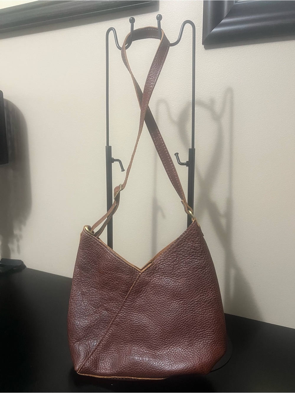 Portland Leather Small Naomi Deep Brown Pebbled Shoulder Bag - Picture 5 of 8
